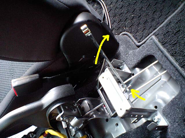 パーキングブレーキワイヤー調整