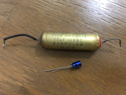 無極性コンデンサー