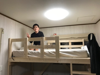 柵と梯子