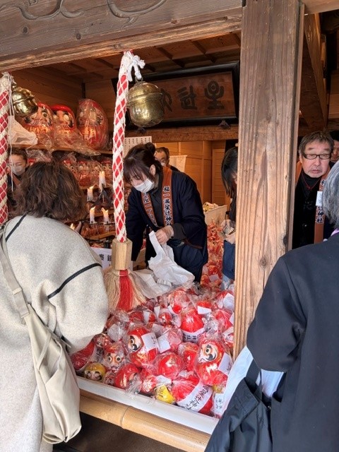 だるまさん
